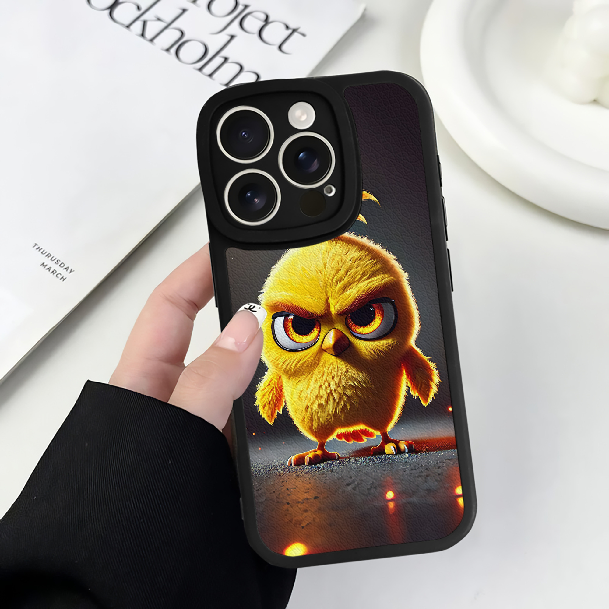 （画像用） Angry Birds アングリーバード 【iPhone 16シリーズ対応】シリコンスマホケース（レザー調） 材質：シリコン